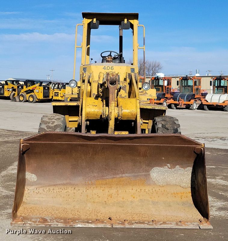 image for item EA2860 1986 Caterpillar  926 wheel loader
