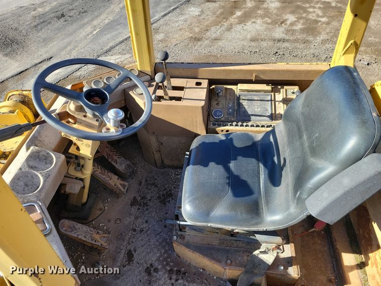 image for item EA2860 1986 Caterpillar  926 wheel loader