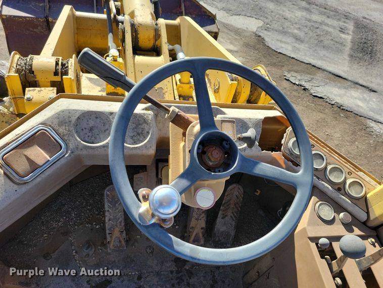 image for item EA2860 1986 Caterpillar  926 wheel loader