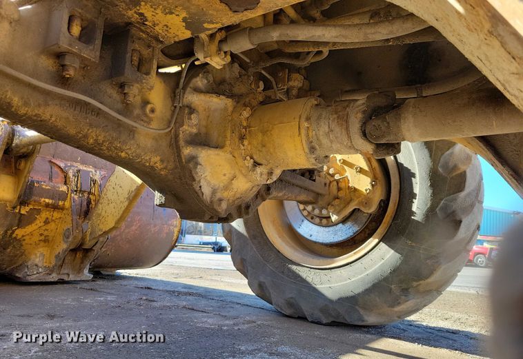 image for item EA2860 1986 Caterpillar  926 wheel loader