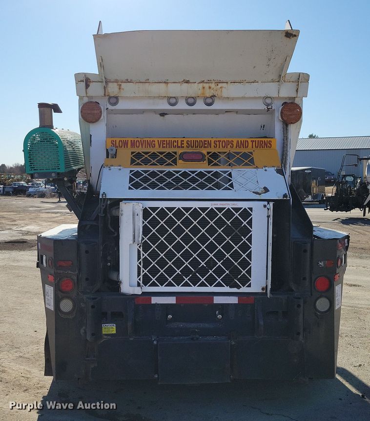 image for item EA2861 2009 Johnston street sweeper