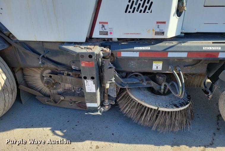 image for item EA2861 2009 Johnston street sweeper