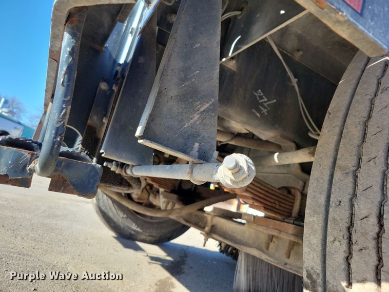 image for item EA2861 2009 Johnston street sweeper