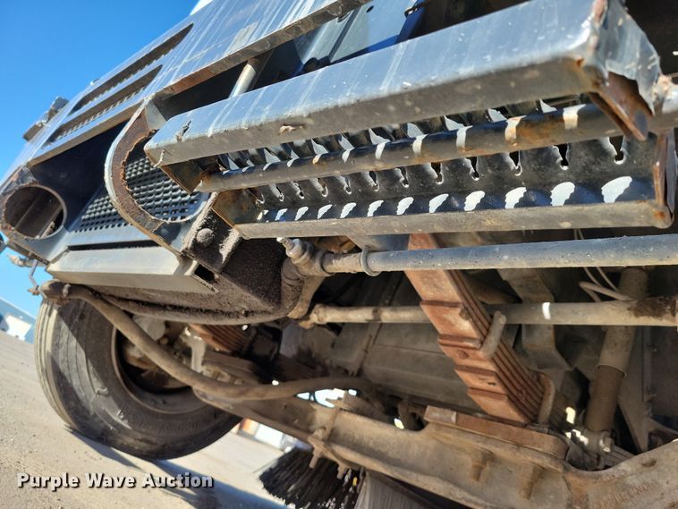 image for item EA2861 2009 Johnston street sweeper