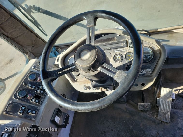 image for item EA2861 2009 Johnston street sweeper