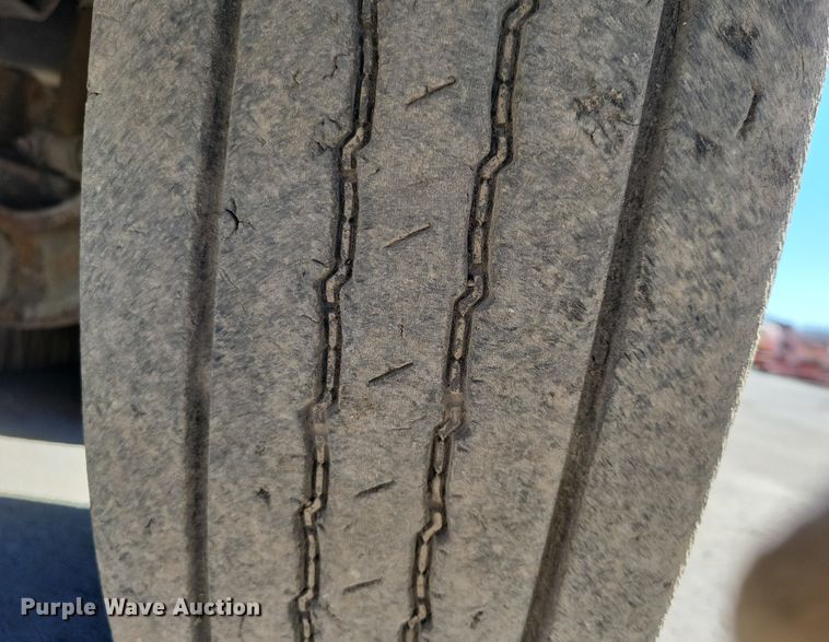 image for item EA2861 2009 Johnston street sweeper