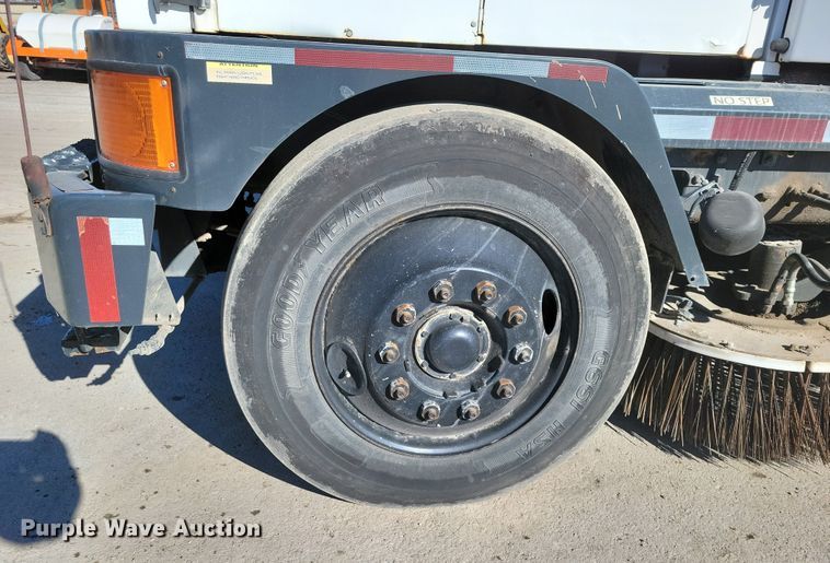 image for item EA2861 2009 Johnston street sweeper