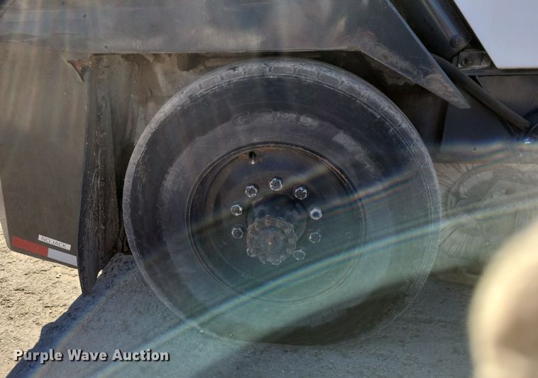 image for item EA2861 2009 Johnston street sweeper