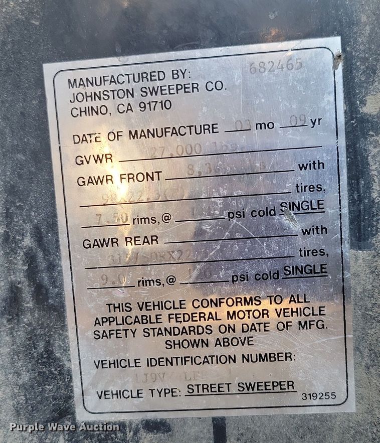 image for item EA2861 2009 Johnston street sweeper