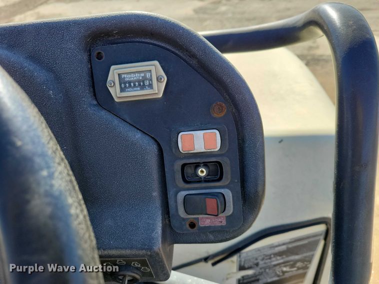 image for item EA2863 2001 Ingersoll Rand DD24 double drum vibratory roller