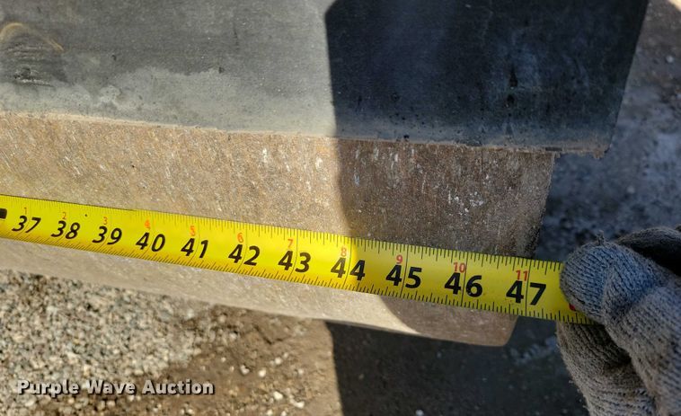 image for item EA2864 Caterpillar CB-224C double drum vibratory roller