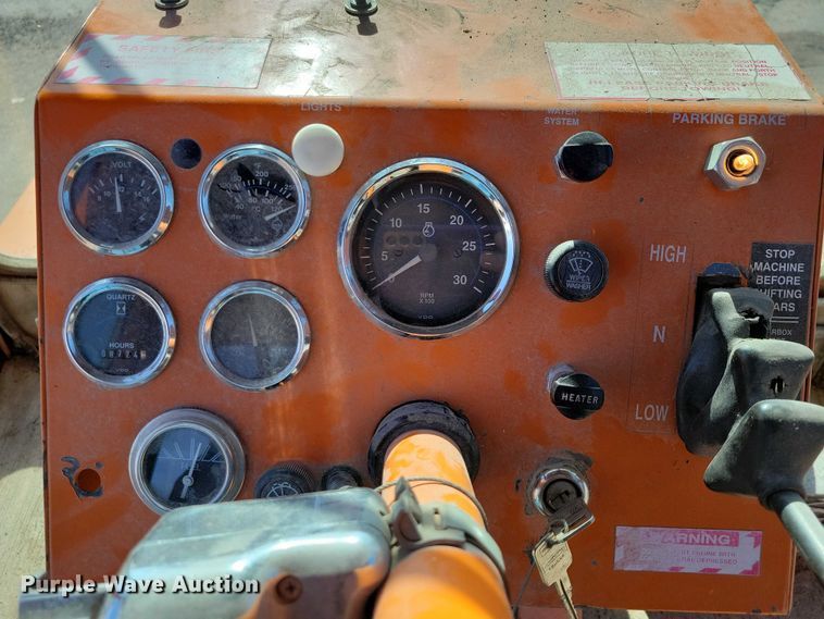 image for item EA2866 1997 Broce RJ300 broom