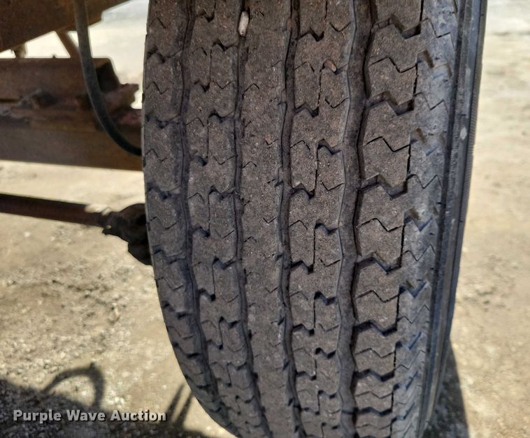 image for item EA2866 1997 Broce RJ300 broom