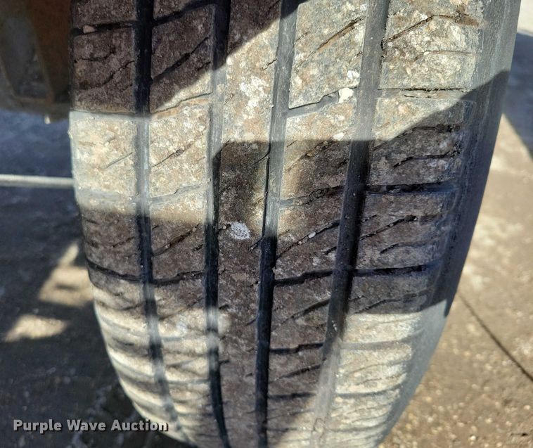 image for item EA2866 1997 Broce RJ300 broom