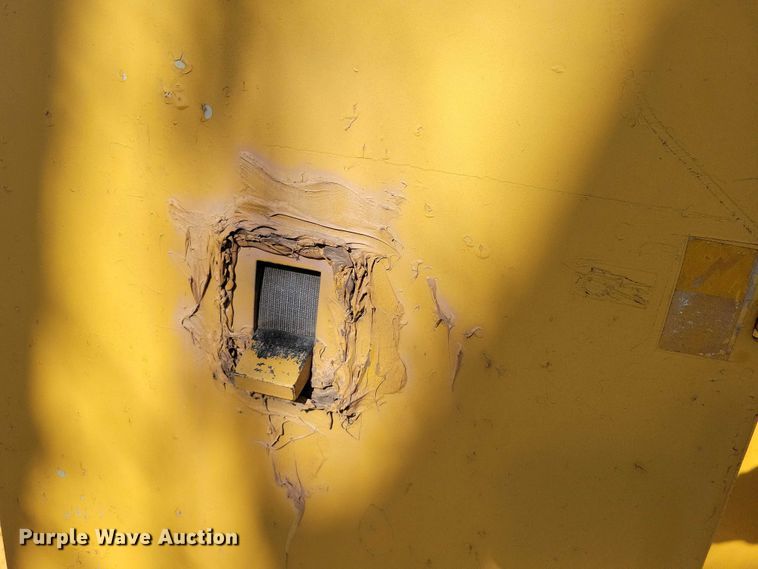 image for item EA2868 Caterpillar D398 generator