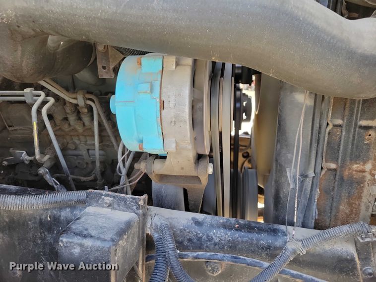 image for item EA2869 1991 Ford F800 bucket truck