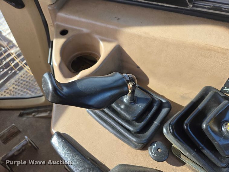 image for item EB1282 1998 Caterpillar D6R LGP dozer