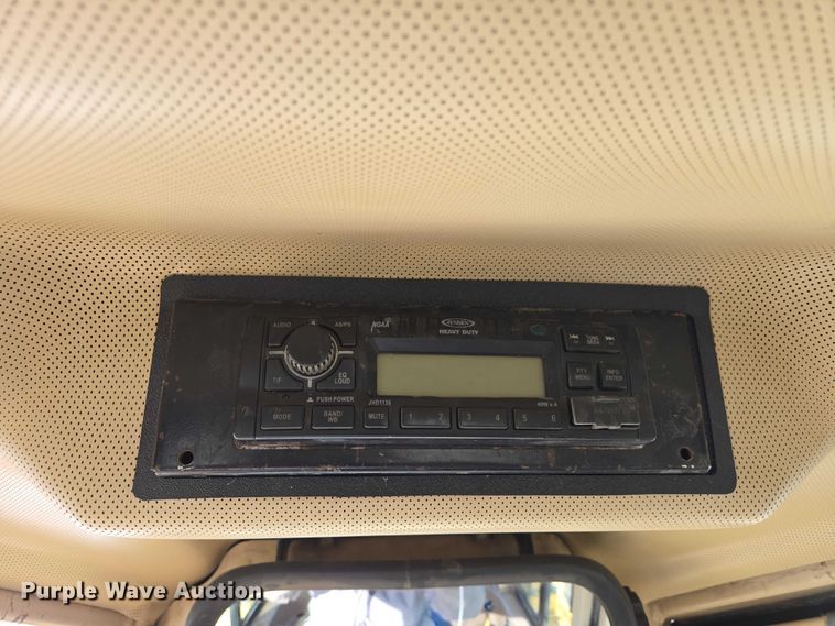 image for item EB1282 1998 Caterpillar D6R LGP dozer