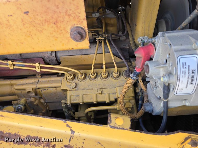 image for item EB1282 1998 Caterpillar D6R LGP dozer