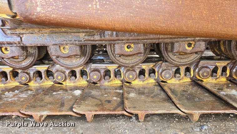 image for item EB1282 1998 Caterpillar D6R LGP dozer