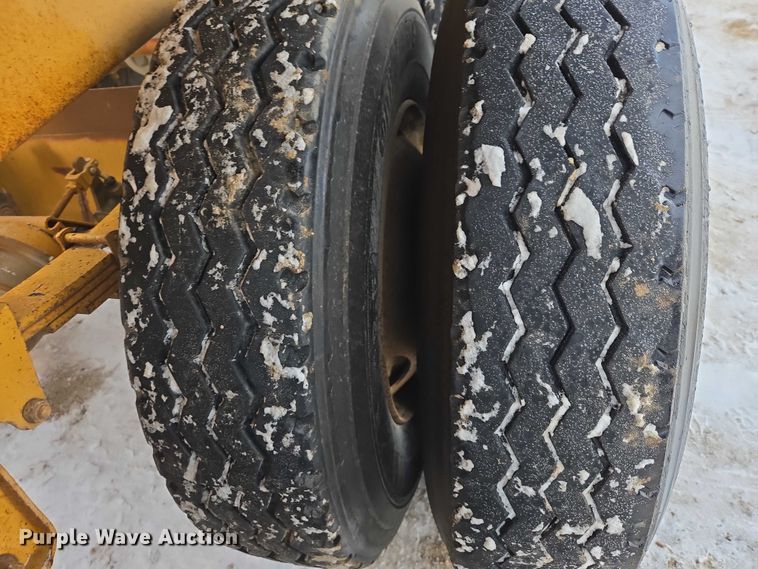 image for item EB1285 2008 R Way Trailer T5123QUAD bottom dump trailer