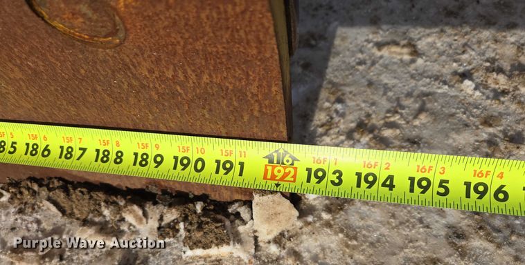 image for item EB1286 1964 Caterpillar 120 motor grader