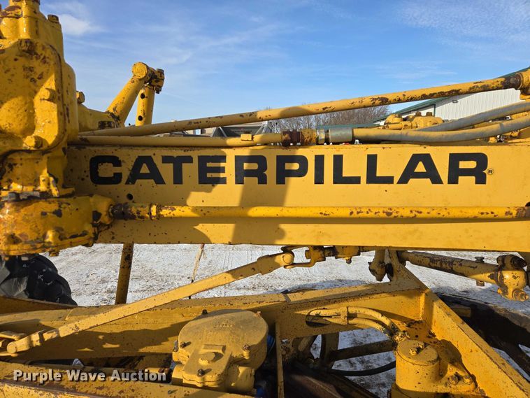 image for item EB1286 1964 Caterpillar 120 motor grader