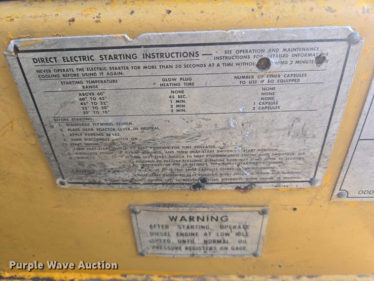 image for item EB1286 1964 Caterpillar 120 motor grader