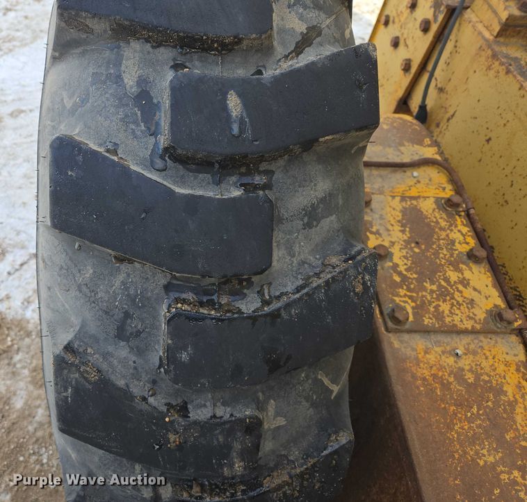 image for item EB1286 1964 Caterpillar 120 motor grader