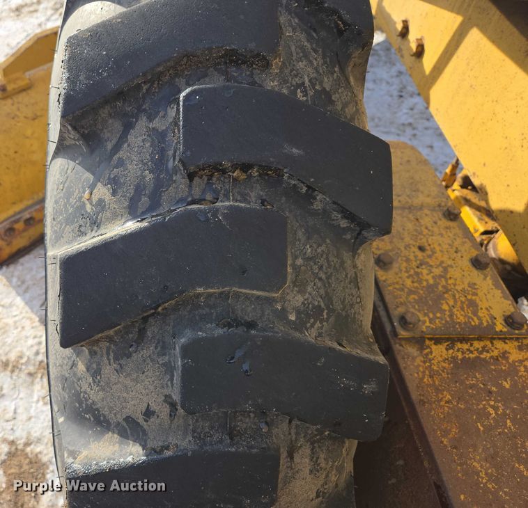 image for item EB1286 1964 Caterpillar 120 motor grader