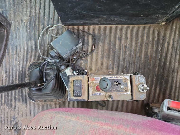 image for item EB1287 2007 Kenworth T800 semi truck