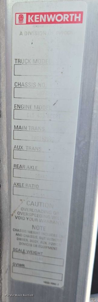 image for item EB1287 2007 Kenworth T800 semi truck