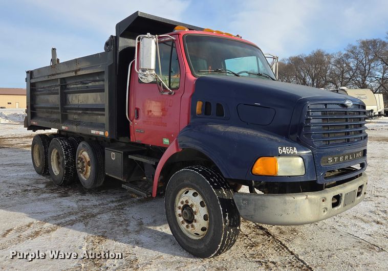 image for item EB1288 2004 Sterling L8500 dump truck