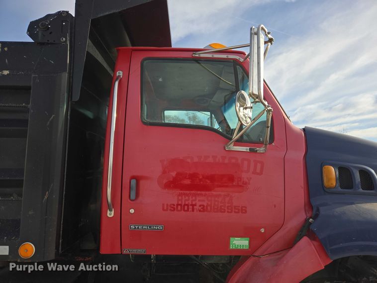 image for item EB1288 2004 Sterling L8500 dump truck