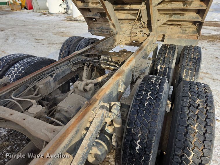 image for item EB1288 2004 Sterling L8500 dump truck