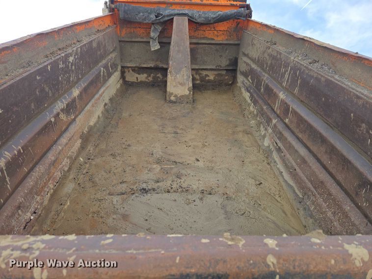 image for item EB1288 2004 Sterling L8500 dump truck