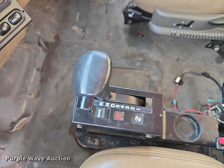 image for item EB1288 2004 Sterling L8500 dump truck