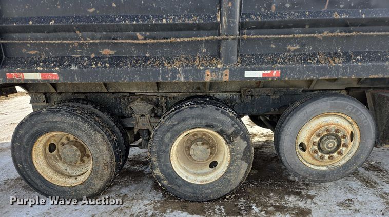 image for item EB1288 2004 Sterling L8500 dump truck