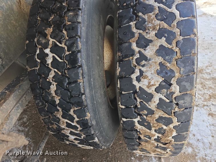 image for item EB1288 2004 Sterling L8500 dump truck