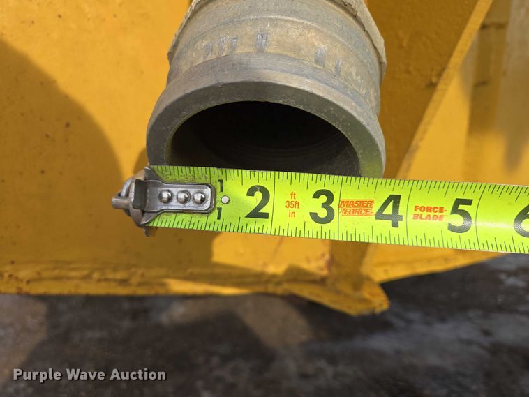 image for item EB1289 1993 Caterpillar 613C water wagon