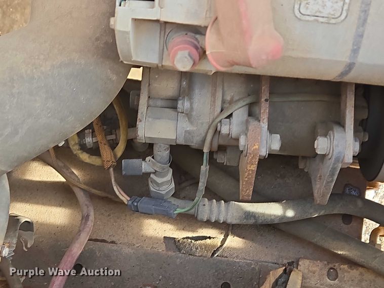 image for item EB1289 1993 Caterpillar 613C water wagon