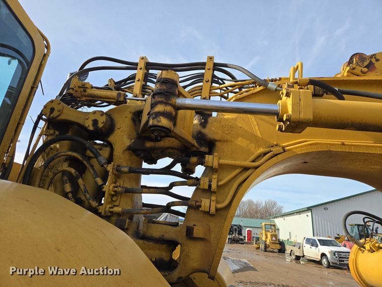 image for item EB1290 1982 Caterpillar 627B conventional scraper 