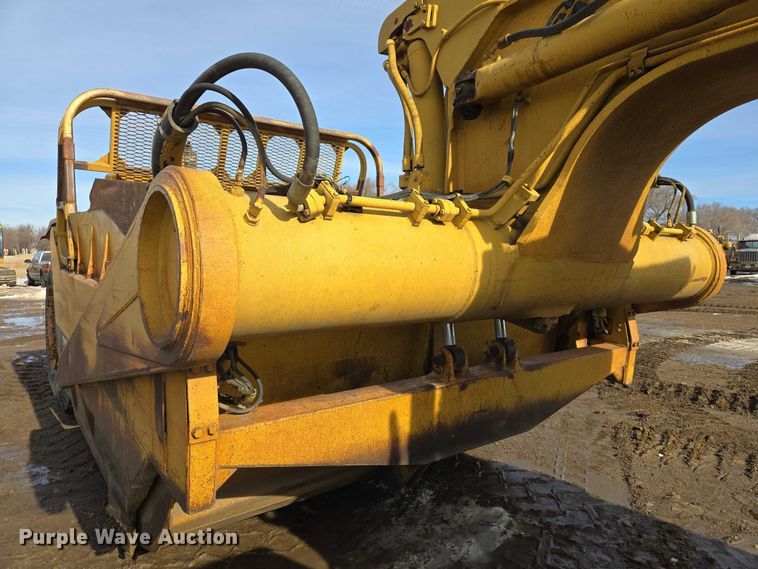 image for item EB1290 1982 Caterpillar 627B conventional scraper 