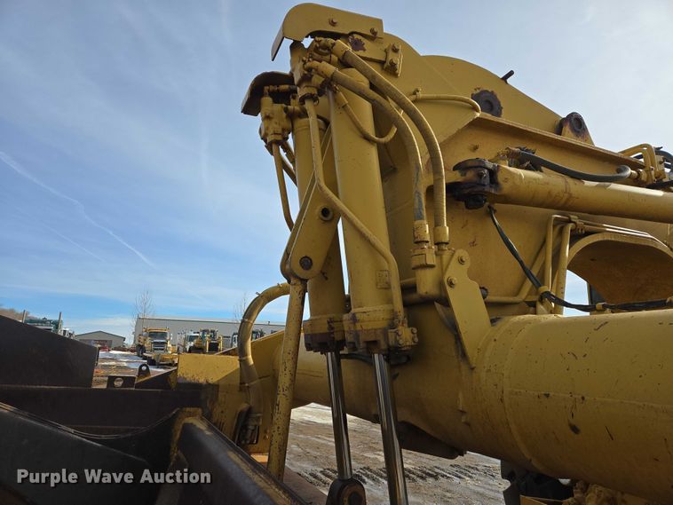 image for item EB1290 1982 Caterpillar 627B conventional scraper 