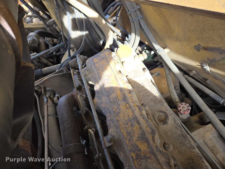 image for item EB1290 1982 Caterpillar 627B conventional scraper 