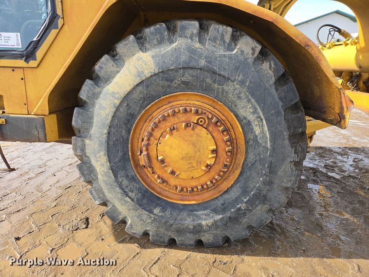 image for item EB1290 1982 Caterpillar 627B conventional scraper 