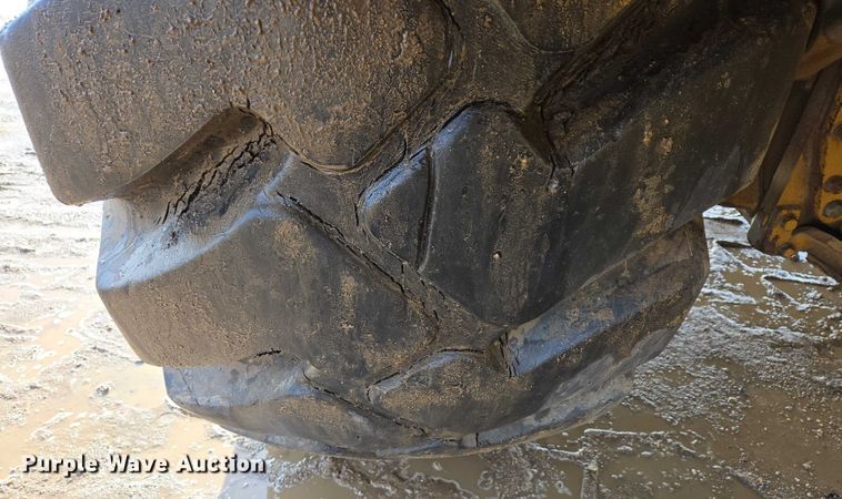 image for item EB1290 1982 Caterpillar 627B conventional scraper 