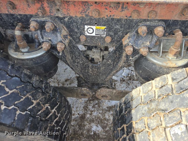 image for item EB1291 2001 Kenworth W900 semi truck