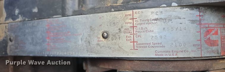 image for item EB1291 2001 Kenworth W900 semi truck