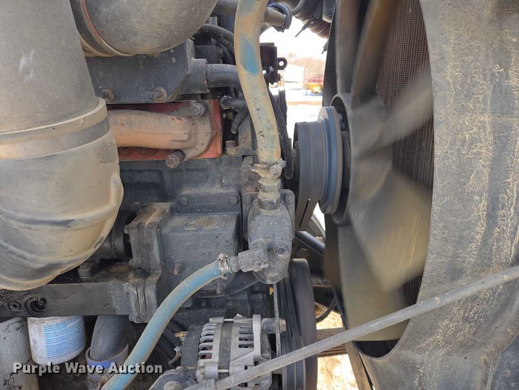 image for item EB1291 2001 Kenworth W900 semi truck